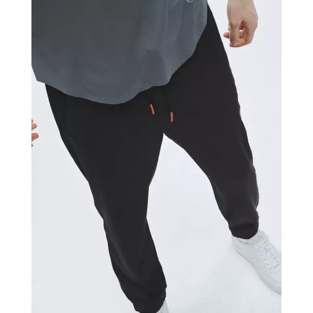 Rag & Bone NWT Pursuit Zander Jogger Pants in Black size Medium - Picture 9 of 11
